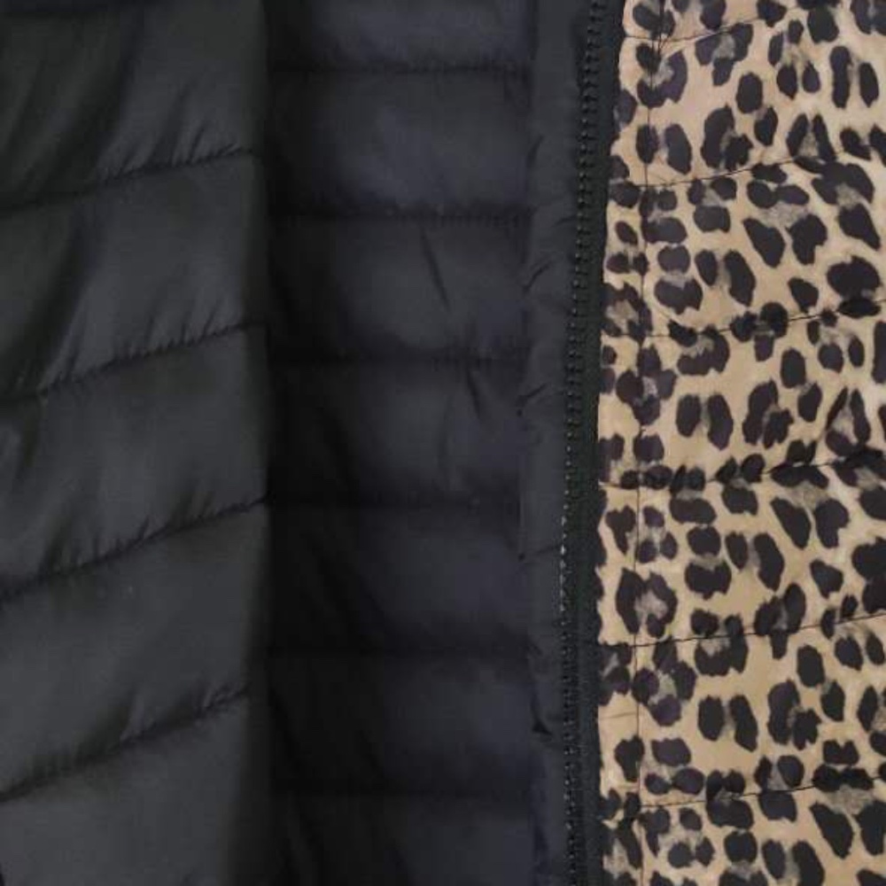 Women’s quilted coat, size us L, animal print